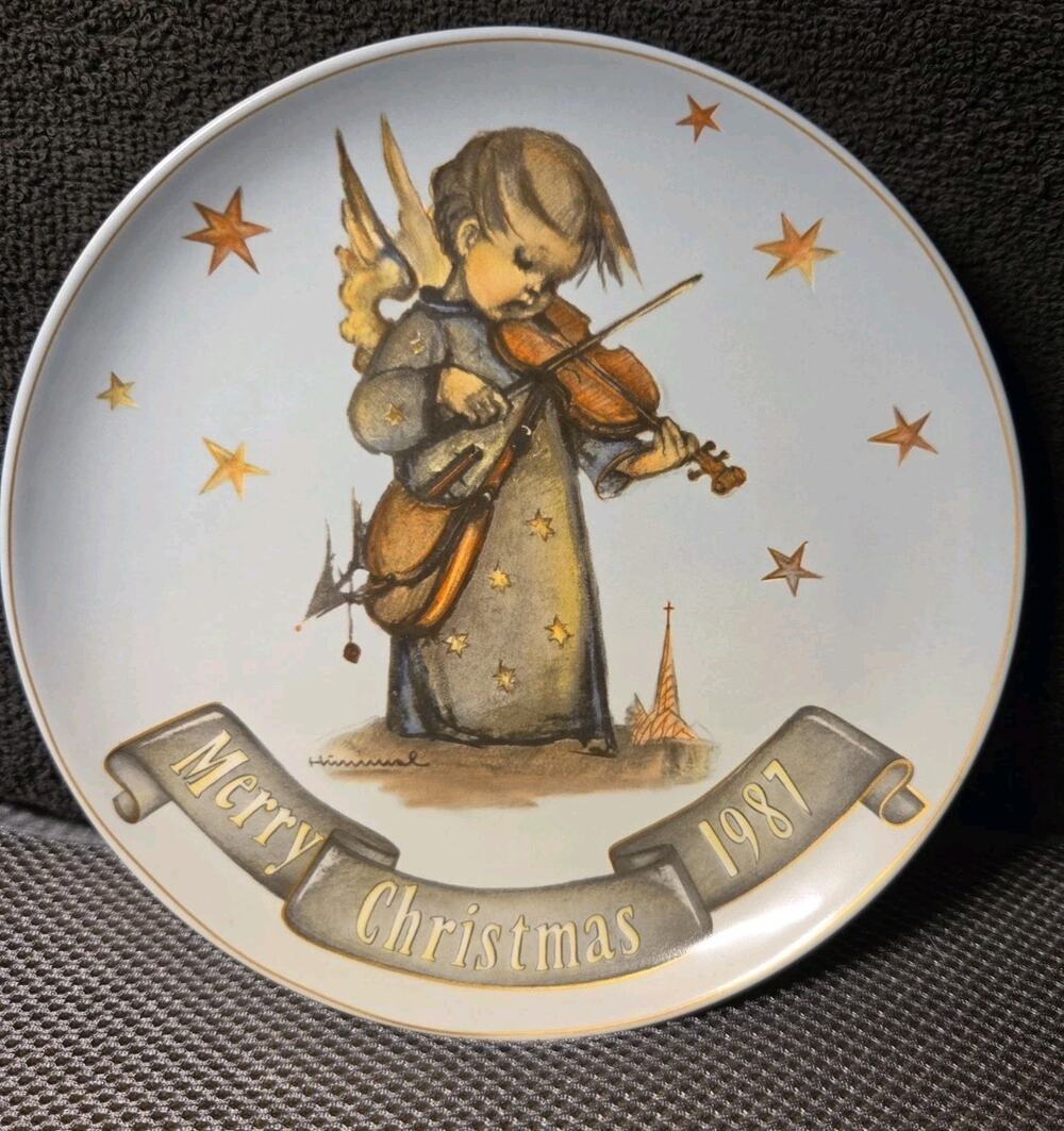 Vintage 1987 M.J. Hummel Goebel Celestial Musician Christmas Collector Plate